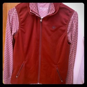 Medium vest and matching ariat shirt!